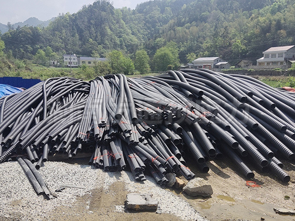 中鐵九局集團(tuán)湖南爐慈高速公路TJ2標(biāo)項(xiàng)目部